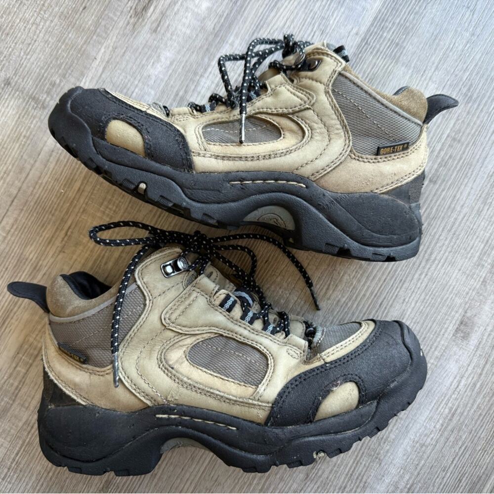 Danner Boots Women’s Sz 8 Lace Up Hiking
